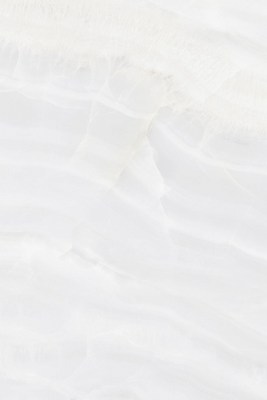 Летний сад светлый