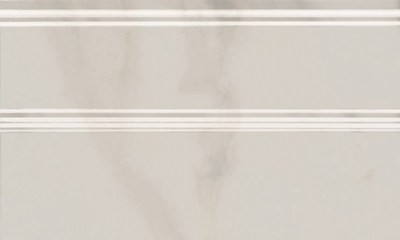 Плинтус Гран Пале белый